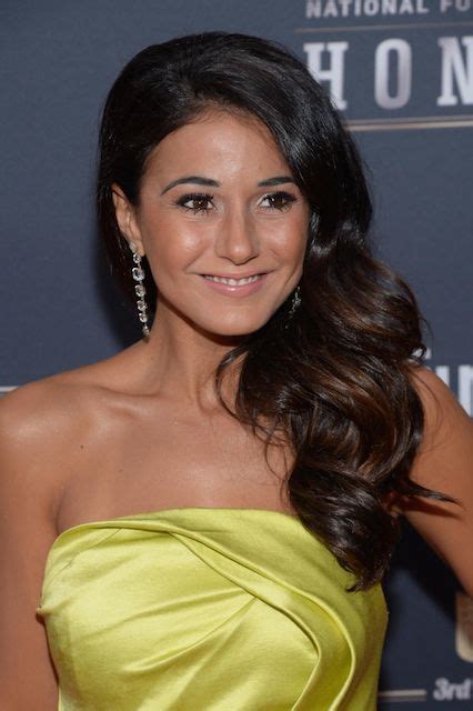 emmanuelle chriqui|emmanuelle chriqui body.